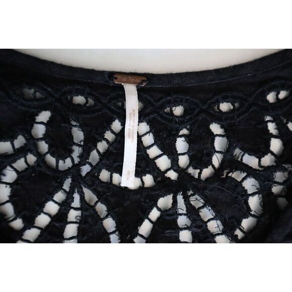 Free People Women's Sz S Black "How You Doin" L/S Flowy Button-Up Blouse - Picture 3 of 8